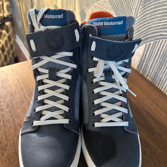 BMW Racing Shoes - Picture 2 of 4